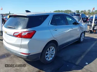 2021 Chevrolet Equinox LT with VIN 3GNAXKEV1MS131525, listed as a IAAI auction lot 40651248 with 86,399 mi miles. Bid and sale history available at carsss.com. Image 4.