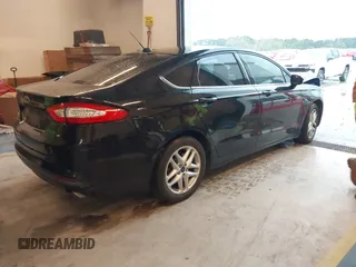 2014 Ford Fusion SE with VIN 1FA6P0H77E5398332, listed as a IAAI auction lot 41907861 with 132,429 mi miles. Bid and sale history available at carsss.com. Image 4.