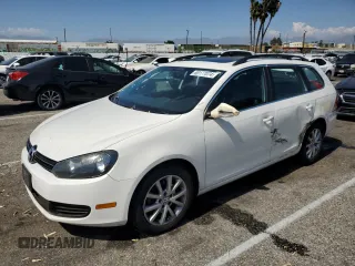 2010 Volkswagen Jetta SportWagen SE with VIN 3VWTZ7AJ5AM663885, listed as a Copart auction lot 60177074 with 170,113 mi miles and Salvage Title. Bid and sale history available at carsss.com. Image 1.