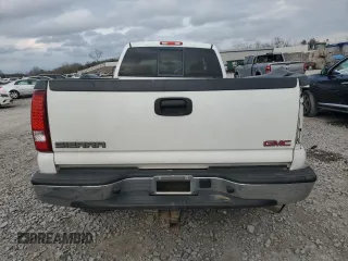 2007 GMC Sierra 2500HD Classic SLT with VIN 1GTHK23D17F118881, listed as a Copart auction lot 43804975 with 236,902 mi miles and Salvage Title. Bid and sale history available at carsss.com. Image 6.