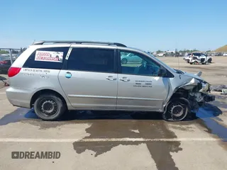 2006 Toyota Sienna CE z VIN 5TDZA23C26S421245, wystawiony jako IAAI lot #42217623 z przebiegiem 175 092 mil mil oraz . Historia ofert i sprzedaży dostępna na DreamBid. Obrazek 14.