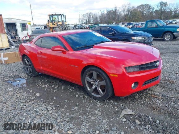 2012 Chevrolet Camaro 1LT z VIN 2G1FB1E3XC9203347, wystawiony jako IAAI lot #41261932 z przebiegiem 106 070 mil mil oraz . Historia ofert i sprzedaży dostępna na DreamBid. Obrazek 1.
