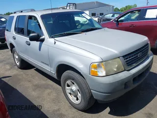 2002 Ford Explorer XLS с VIN 1FMZU62E92UA29933, выставлен на аукционе IAAI как лот 42450569 с пробегом 97 952 миль миль и . История ставок и продаж доступна на DreamBid. Изображение 1.