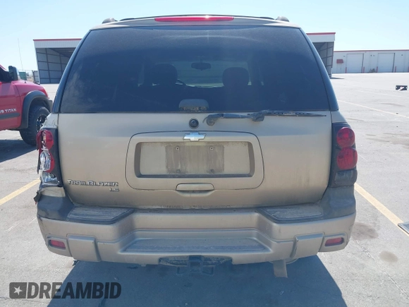 2006 Chevrolet TrailBlazer LS with VIN 1GNDT13S562346030, listed as a IAAI auction lot 41915887 with 228,486 mi miles and . Bid and sale history available at DreamBid. Image 16.