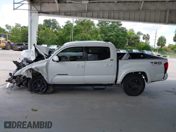 2022 Toyota Tacoma SR5 with VIN 3TMAZ5CN2NM163171, listed as a IAAI auction lot 42492852 with Not provided miles and . Bid and sale history available at DreamBid. Image 15.