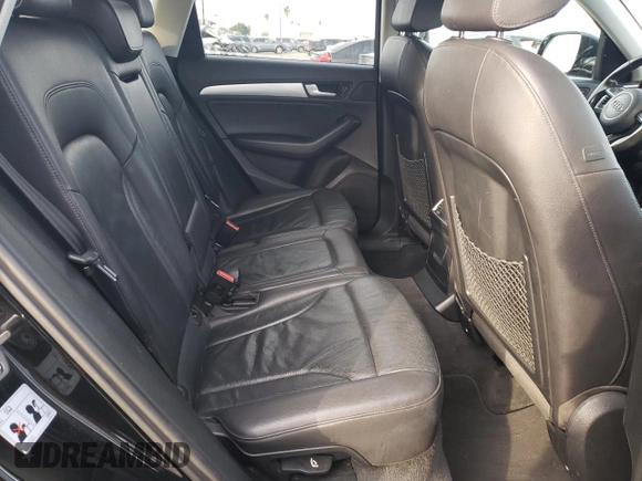 2015 Audi Q5 Premium Plus z VIN WA1CMAFP3FA125034, wystawiony jako Copart lot #50433555 z przebiegiem 147 887 mil mil oraz Szkoda całkowita • Salvage title. Historia ofert i sprzedaży dostępna na DreamBid. Obrazek 11.