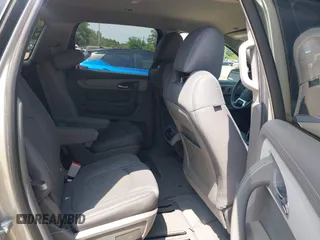 2015 Chevrolet Traverse LT z VIN 1GNKRHKD7FJ109076, wystawiony jako IAAI lot #42032817 z przebiegiem 62 830 mil mil oraz . Historia ofert i sprzedaży dostępna na DreamBid. Obrazek 8.