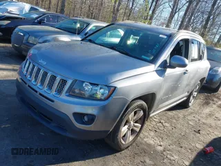 2016 Jeep Compass Latitude с VIN 1C4NJCEA1GD648097, выставлен на аукционе IAAI как лот 41879829 с пробегом 128 970 миль миль и . История ставок и продаж доступна на DreamBid. Изображение 2.