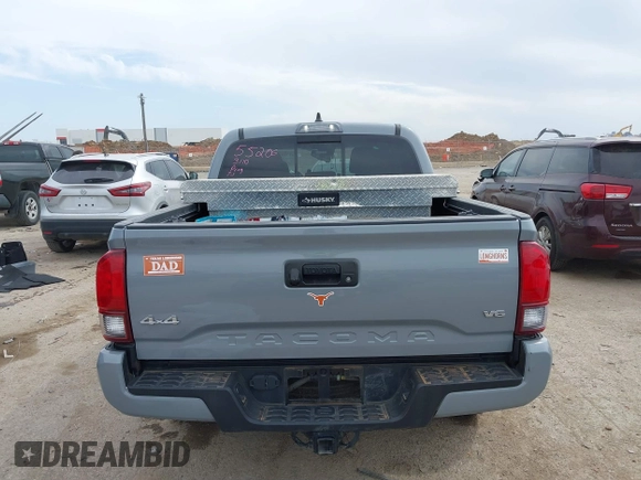 2021 Toyota Tacoma 4WD SR with VIN 5TFCZ5AN3MX260853, listed as a IAAI auction lot 41784451 with 122,244 mi miles. Bid and sale history available at carsss.com. Image 16.
