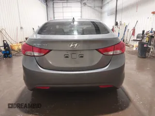 2013 Hyundai Elantra Limited с VIN 5NPDH4AE0DH401665, выставлен на аукционе IAAI как лот 41752543 с пробегом 137 661 миль миль и . История ставок и продаж доступна на DreamBid. Изображение 17.