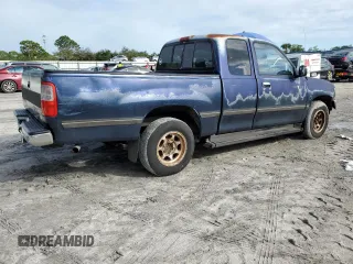 1997 Toyota T100 DX z VIN JT4TN12D3V0036552, wystawiony jako Copart lot #77829724 z przebiegiem 230 069 mil mil oraz Czysty tytuł • Clean title. Historia ofert i sprzedaży dostępna na DreamBid. Obrazek 3.