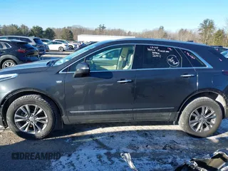 2021 Cadillac XT5 AWD Premium Luxury with VIN 1GYKNDRS2MZ121484, listed as a IAAI auction lot 41346958 with 39,635 mi miles and . Bid and sale history available at carsss.com. Image 15.