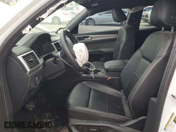 2022 Volkswagen Atlas SE with VIN 1V2WE2CA2NC205111, listed as a Copart auction lot 53278475 with 65,721 mi miles and Salvage title. Bid and sale history available at DreamBid. Image 7.