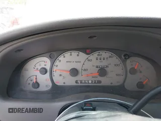 2003 Ford Ranger XL Fleet z VIN 1FTYR44V33PB16049, wystawiony jako IAAI lot #42242680 z przebiegiem 226 292 mil mil oraz . Historia ofert i sprzedaży dostępna na DreamBid. Obrazek 7.