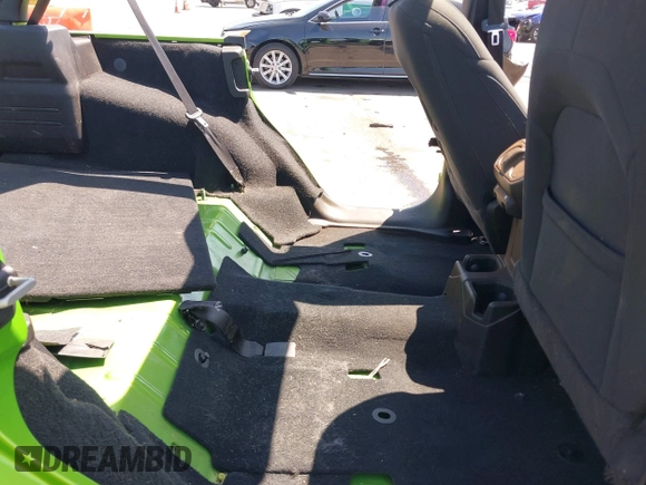 2019 Jeep Wrangler Unlimited Sport S с VIN 1C4HJXDN0KW670114, выставлен на аукционе IAAI как лот 42371823 с пробегом Не указан миль и . История ставок и продаж доступна на DreamBid. Изображение 8.