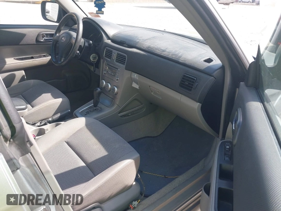 2007 Subaru Forester X w/Premium Pkg with VIN JF1SG65607H727290, listed as a IAAI auction lot 41795154 with 261,798 mi miles. Bid and sale history available at carsss.com. Image 5.