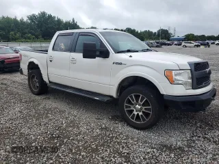 2010 Ford F-150 XL with VIN 1FTFW1EV3AFB31716, listed as a Copart auction lot 61506375 with 286,144 mi miles and Clean title. Bid and sale history available at DreamBid. Image 4.
