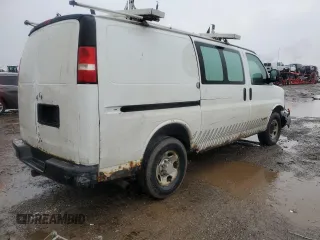 2003 Chevrolet Express Cargo z VIN 1GCHG35UX31215671, wystawiony jako Copart lot #47571675 z przebiegiem Nie podano mil oraz Szkoda całkowita • Salvage title. Historia ofert i sprzedaży dostępna na DreamBid. Obrazek 3.