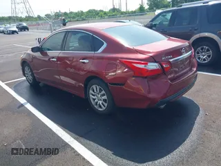 2016 Nissan Altima S z VIN 1N4AL3AP1GC223641, wystawiony jako IAAI lot #42234767 z przebiegiem 149 869 mil mil oraz . Historia ofert i sprzedaży dostępna na DreamBid. Obrazek 3.