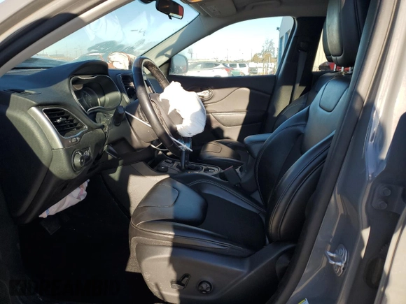 2020 Jeep Cherokee Altitude with VIN 1C4PJMLX3LD502557, listed as a Copart auction lot 86771594 with 53,232 mi miles and Salvage Title. Bid and sale history available at carsss.com. Image 7.
