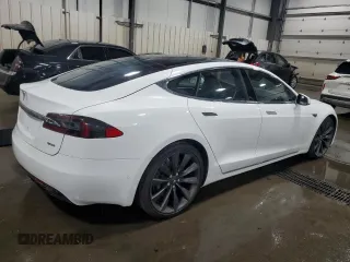 2016 Tesla Model S 90D with VIN 5YJSA1E22GF150015, listed as a Copart auction lot 61559375 with 75,609 mi miles and Salvage title. Bid and sale history available at DreamBid. Image 3.