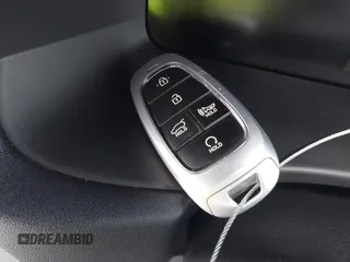 2024 Hyundai Palisade SEL с VIN KM8R24GE3RU779664, выставлен на аукционе IAAI как лот 42551727 с пробегом 5 614 миль миль и . История ставок и продаж доступна на DreamBid. Изображение 11.