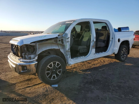 2016 Toyota Tundra 4WD Truck SR5 with VIN 5TFDW5F1XGX522519, listed as a Copart auction lot 47216595 with 203,017 mi miles and Salvage Title. Bid and sale history available at carsss.com. Image 1.