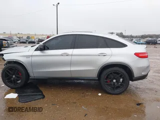 2016 Mercedes-Benz GLE 450 AMG z VIN 4JGED6EB6GA006988, wystawiony jako IAAI lot #41515687 z przebiegiem 119 028 mil mil oraz . Historia ofert i sprzedaży dostępna na DreamBid. Obrazek 15.