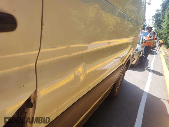 2016 Ford Transit Cargo с VIN 1FTYE1YM3GKB52158, выставлен на аукционе IAAI как лот 42869416 с пробегом 207 092 миль миль и . История ставок и продаж доступна на DreamBid. Изображение 27.
