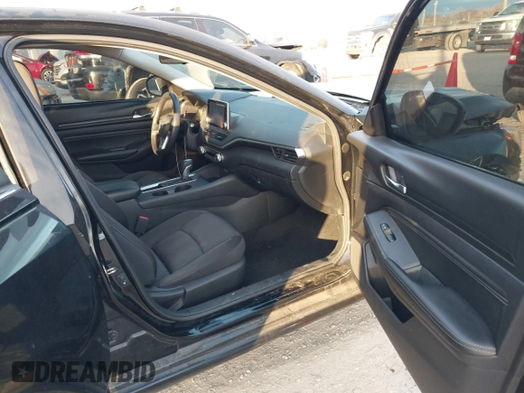 2020 Nissan Altima S z VIN 1N4BL4BV3LC229894, wystawiony jako IAAI lot #41036477 z przebiegiem 48 156 mil mil oraz . Historia ofert i sprzedaży dostępna na DreamBid. Obrazek 5.