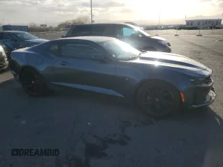 2021 Chevrolet Camaro 1LS z VIN 1G1FB1RX6M0137372, wystawiony jako Copart lot #43412985 z przebiegiem 33 103 mil mil oraz Szkoda całkowita • Salvage title. Historia ofert i sprzedaży dostępna na DreamBid. Obrazek 4.