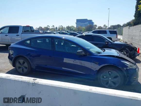 2018 Tesla Model 3 Long Range Battery with VIN 5YJ3E1EA1JF014630, listed as a IAAI auction lot 41877296 with 137,294 mi miles and . Bid and sale history available at DreamBid. Image 13.