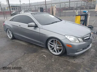 2011 Mercedes-Benz E-Class E 350 with VIN WDDKJ5GB6BF113516, listed as a IAAI auction lot 41735933 with 143,351 mi miles. Bid and sale history available at carsss.com. Image 1.