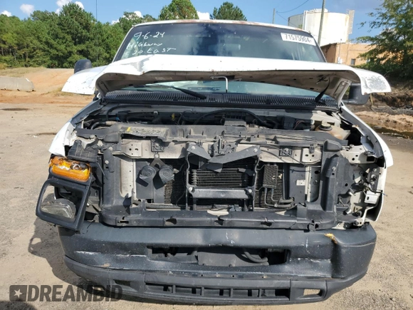2008 Ford Econoline Cargo Commercial with VIN 1FTNE14L28DA36035, listed as a Copart auction lot 71575904 with 305,497 mi miles and Salvage title. Bid and sale history available at DreamBid. Image 5.