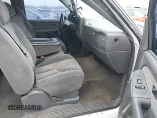 2003 Chevrolet Silverado 1500 LS with VIN 2GCEC19V231106394, listed as a IAAI auction lot 41883562 with 340,546 mi miles. Bid and sale history available at carsss.com. Image 5.
