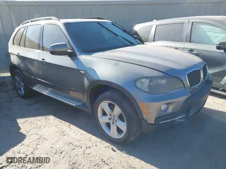 2007 BMW X5 3.0si with VIN 5UXFE43517LY81390, listed as a IAAI auction lot 41671651 with 157,652 mi miles. Bid and sale history available at carsss.com. Image 1.