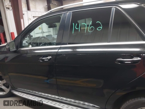 2017 Mercedes-Benz GLE 350 z VIN 4JGDA5JB5HA982900, wystawiony jako IAAI lot #42087006 z przebiegiem 133 294 mil mil oraz . Historia ofert i sprzedaży dostępna na DreamBid. Obrazek 14.