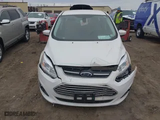 2017 Ford C-Max Energi Titanium with VIN 1FADP5FU5HL109509, listed as a IAAI auction lot 41820926 with 68,244 mi miles. Bid and sale history available at carsss.com. Image 12.