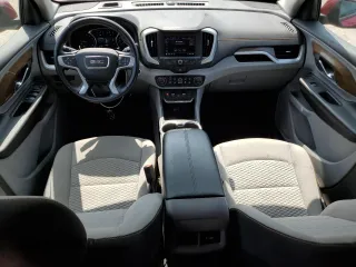 2021 GMC Terrain SLE z VIN 3GKALMEVXML328434, wystawiony jako Copart lot #50923645 z przebiegiem 52 026 mil mil oraz Szkoda całkowita • Salvage title. Historia ofert i sprzedaży dostępna na DreamBid. Obrazek 8.