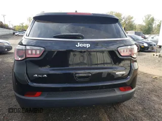 2020 Jeep Compass Latitude with VIN 3C4NJDBB2LT251702, listed as a Copart auction lot 72506304 with 94,675 mi miles and Clean Title. Bid and sale history available at DreamBid. Image 6.