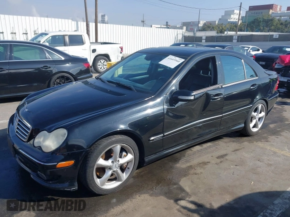 2006 Mercedes-Benz C 230 Sport z VIN WDBRF52HX6F771656, wystawiony jako IAAI lot #41603560 z przebiegiem 134 712 mil mil oraz . Historia ofert i sprzedaży dostępna na DreamBid. Obrazek 17.