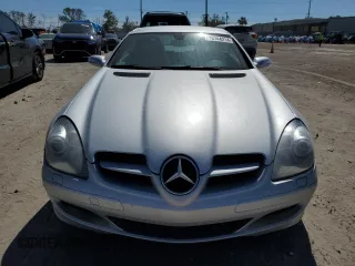 2008 Mercedes-Benz SLK-Class 3.0L with VIN WDBWK54F48F173124, listed as a Copart auction lot 76744214 with 0 mi miles and Non Repairable. Bid and sale history available at carsss.com. Image 5.