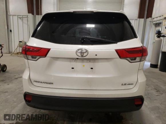 2019 Toyota Highlander LE with VIN 5TDBZRFH7KS737812, listed as a Copart auction lot 42648664 with 42,251 mi miles and Non repairable. Bid and sale history available at DreamBid. Image 6.