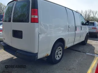 2012 Chevrolet Express Cargo Van with VIN 1GCSGAFX2C1129564, listed as a IAAI auction lot 41926325 with 257,259 mi miles. Bid and sale history available at carsss.com. Image 4.