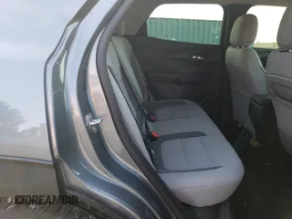 2022 Chevrolet TrailBlazer LS with VIN KL79MMS24NB118479, listed as a Copart auction lot 38055483 with 10,812 mi miles. Bid and sale history available at carsss.com. Image 10.