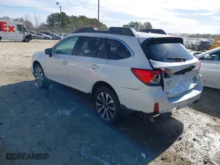 2015 Subaru Outback 2.5i Limited with VIN 4S4BSALC5F3258161, listed as a IAAI auction lot 41752985 with 127,644 mi miles. Bid and sale history available at carsss.com. Image 3.
