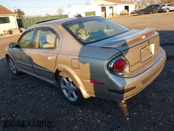 2003 Nissan Maxima SE z VIN JN1DA31D83T502519, wystawiony jako IAAI lot #41104746 z przebiegiem Nie podano mil oraz . Historia ofert i sprzedaży dostępna na DreamBid. Obrazek 3.