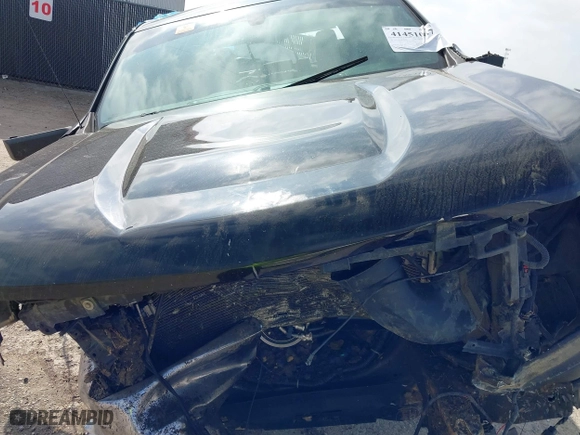 2019 Chevrolet Silverado 1500 LT with VIN 3GCUYDEDXKG192362, listed as a IAAI auction lot 41451087 with 1 mi miles. Bid and sale history available at carsss.com. Image 10.