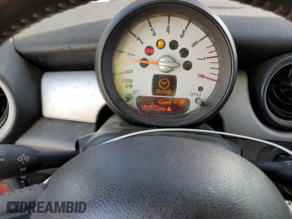 2011 MINI Hardtop with VIN WMWSU3C50BT096507, listed as a Copart auction lot 56105005 with Not Provided miles and Clean Title. Bid and sale history available at DreamBid. Image 9.