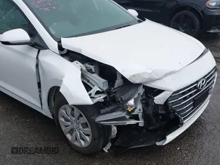 2019 Hyundai Accent SE with VIN 3KPC24A35KE072913, listed as a IAAI auction lot 41507672 with 68,218 mi miles and . Bid and sale history available at carsss.com. Image 6.